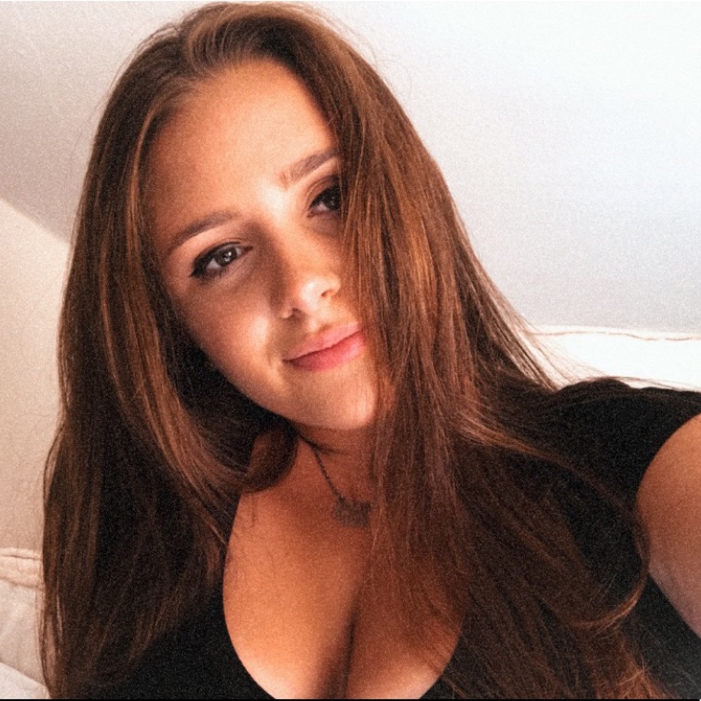 Meet your Posher, Kelly